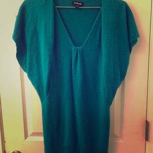‼️SOLD‼️ Beautiful 100% cashmere Bene dress